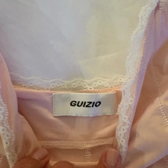 GUIZIO Dainty Light Pink Camisole - Picture 4 of 11